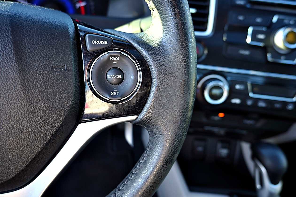 Used 2013 Honda Civic EX-L image 17