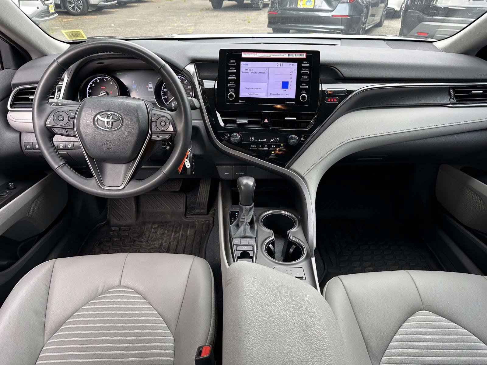Used 2024 Toyota Camry SE w/ Cold Weather Package AWD/4WD image 11