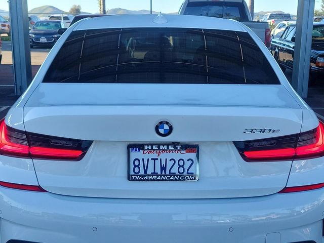 Used 2021 BMW 330e 330e iPerformance w/ M Sport Package image 27
