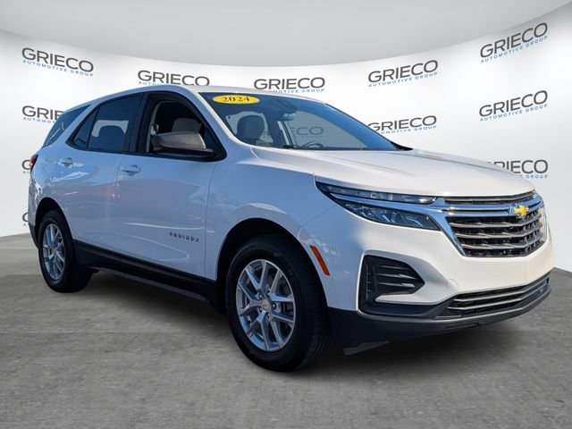 Used 2024 Chevrolet Equinox LS w/ LS Convenience Package image 1