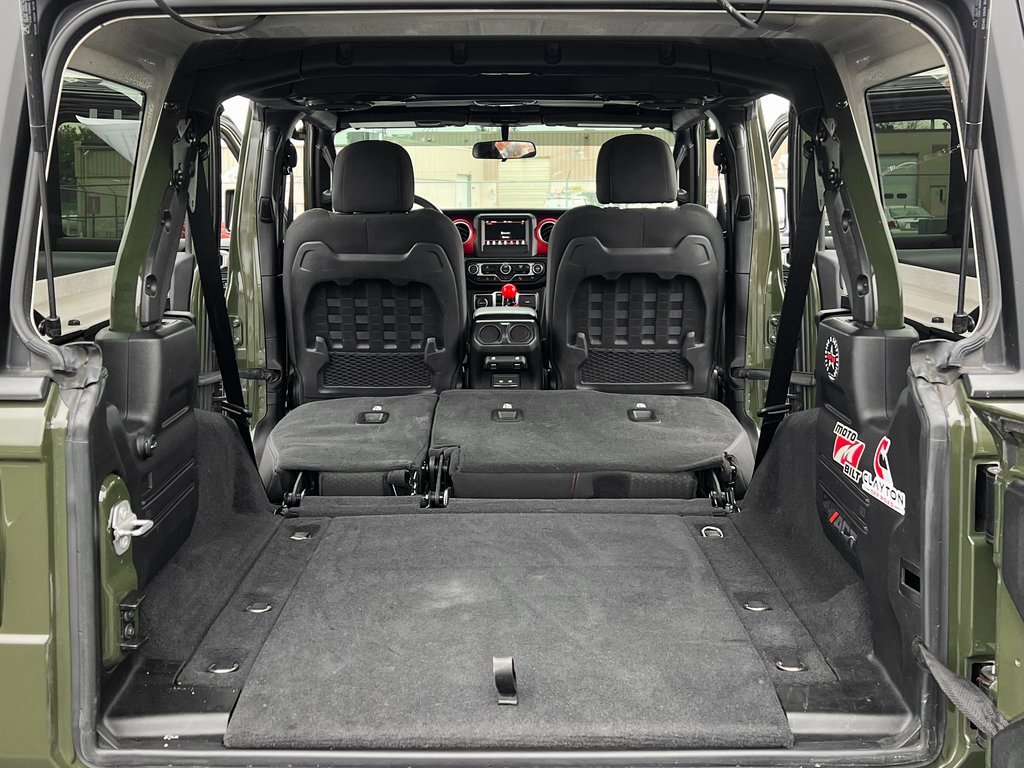 Used 2021 Jeep Wrangler Unlimited Rubicon w/ Safety Group image 10