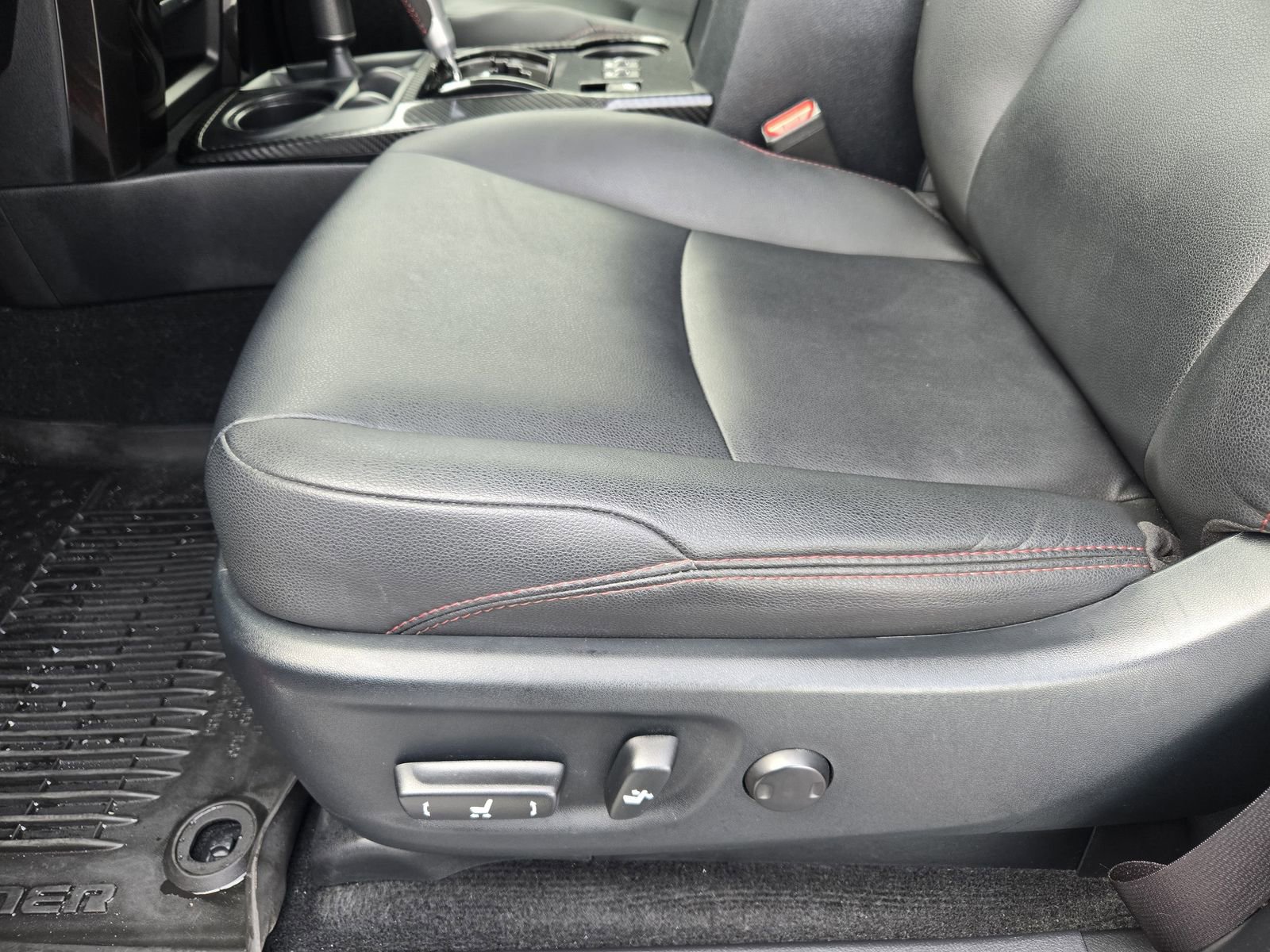 Used 2024 Toyota 4Runner TRD Off-Road Premium w/ Off Road Premium Plus Package AWD/4WD image 21