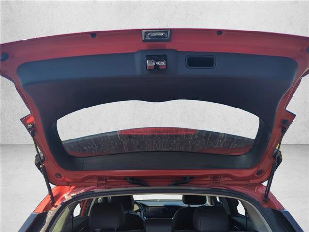 Used 2022 Kia Niro Touring Special Edition FWD image 10