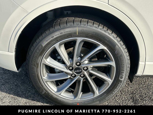 New 2026 Lincoln Corsair Grand Touring w/ Rear Removable Package Tray image 17