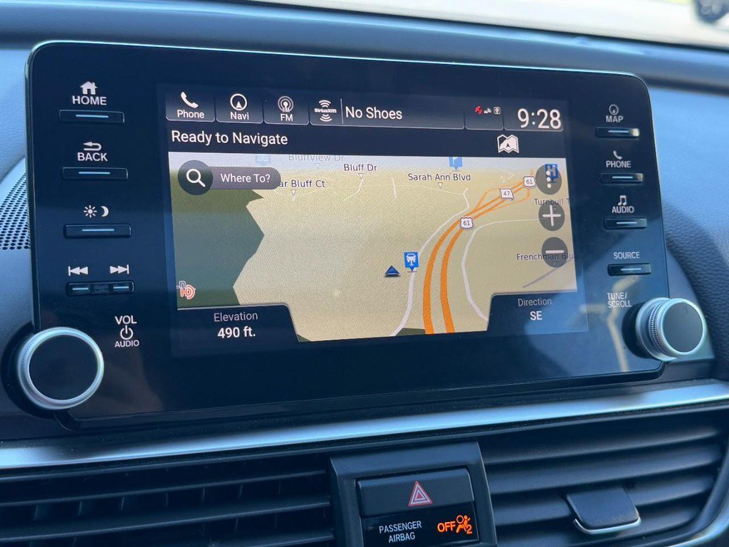 Used 2018 Honda Accord Touring image 25