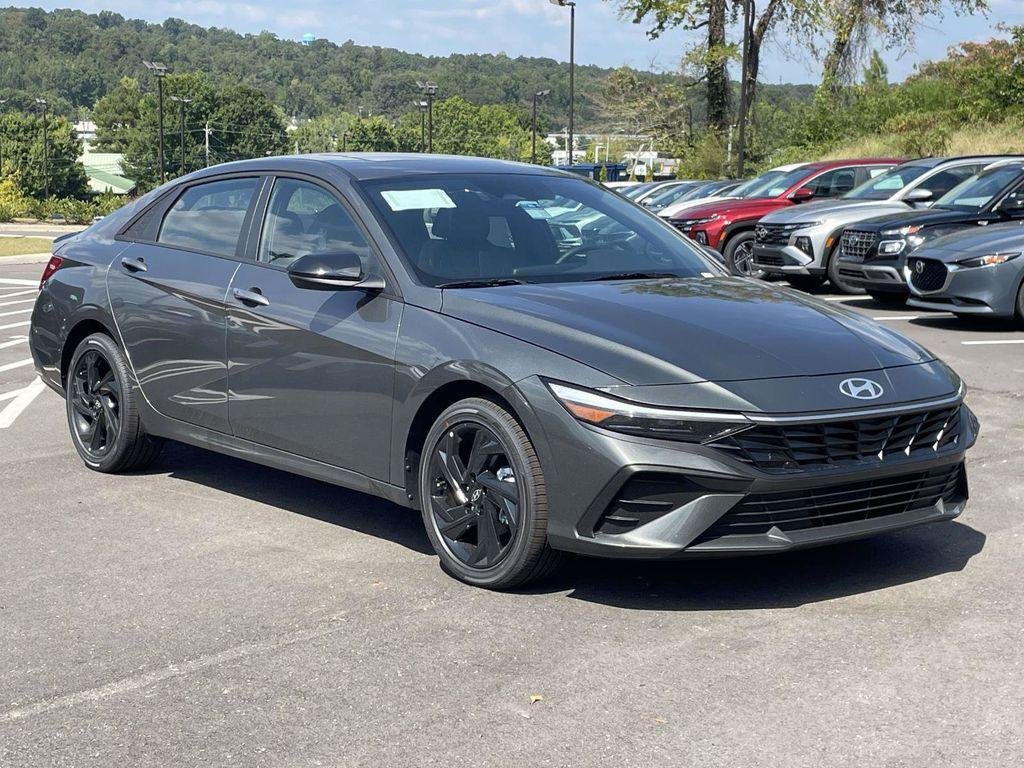 New 2026 Hyundai Elantra SEL Sport FWD image 27
