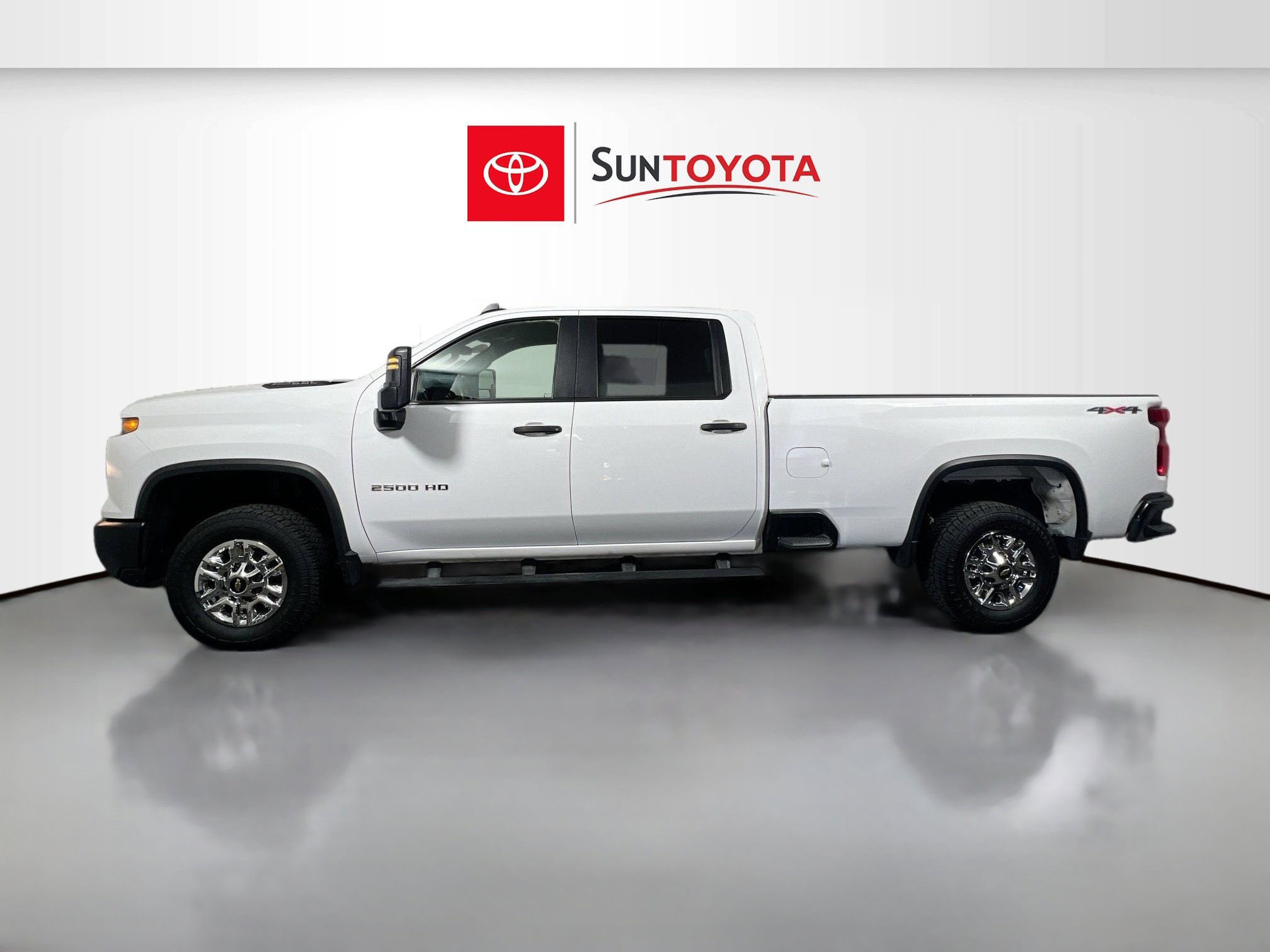 Used 2025 Chevrolet Silverado 2500 W/T w/ WT Convenience Package AWD/4WD image 5