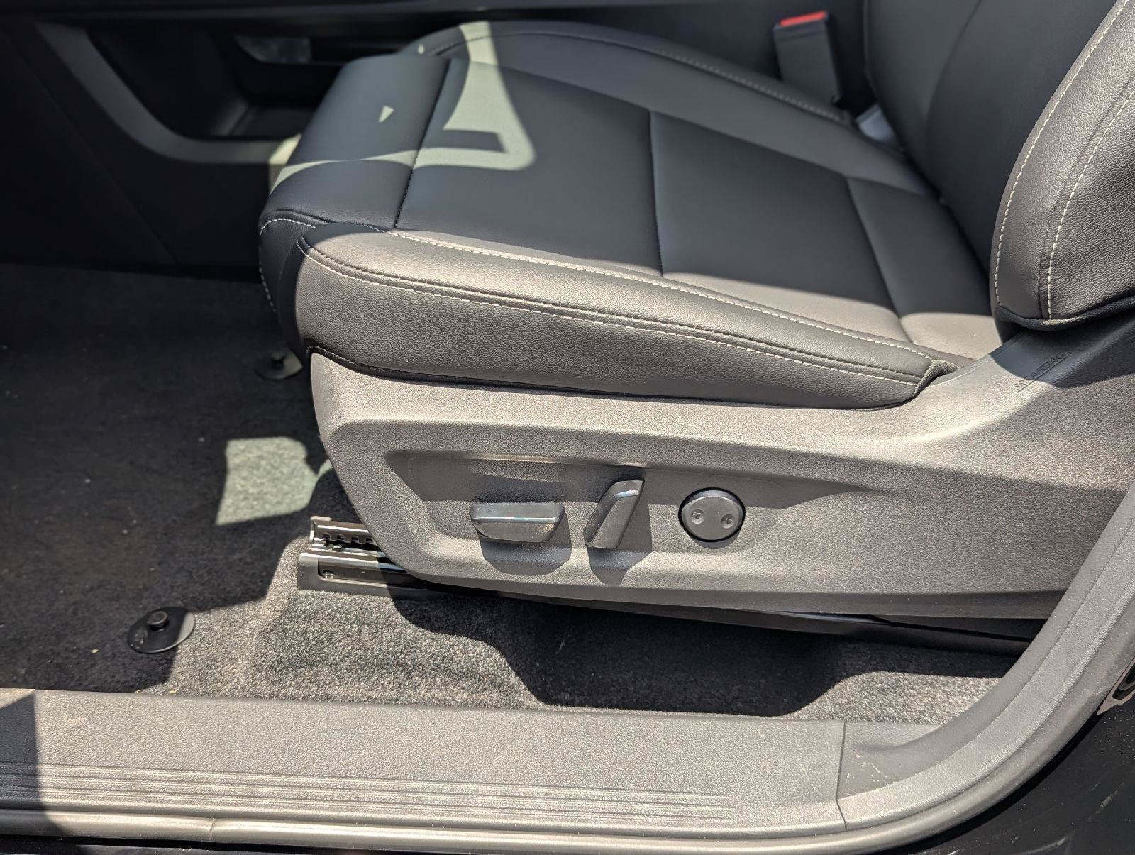 New 2026 Nissan Murano SV AWD/4WD image 35