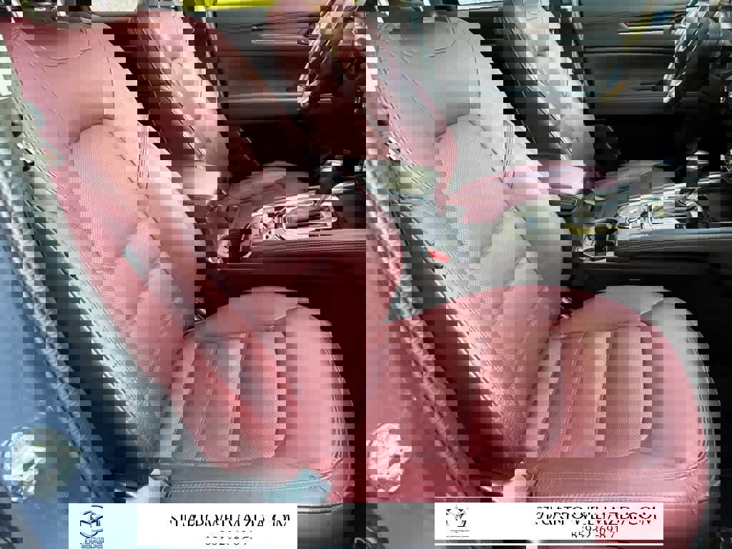 Used 2024 MAZDA CX-5 Carbon Edition image 9