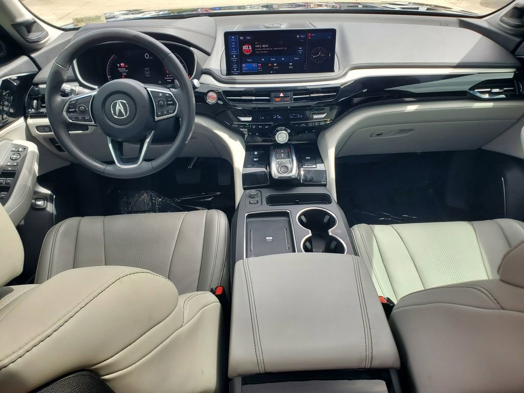 Certified 2025 Acura MDX w/ Technology Package image 10