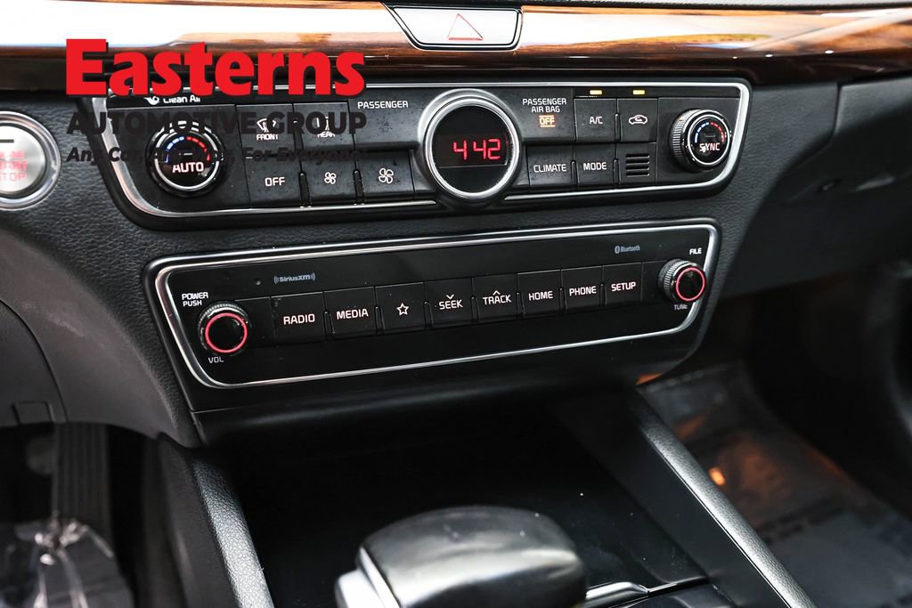 Used 2019 Kia Cadenza Premium image 21