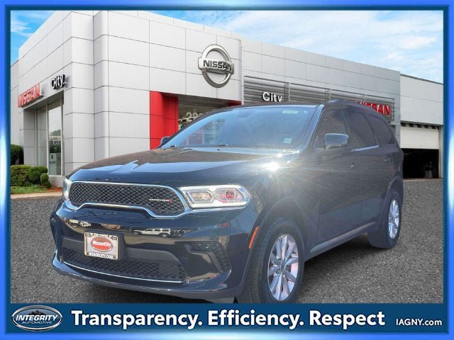 Used 2023 Dodge Durango SXT AWD/4WD image 4