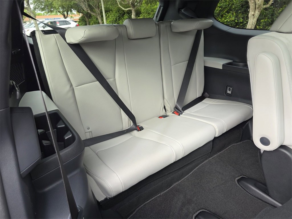 New 2026 Toyota Grand Highlander AWD Hybrid image 19