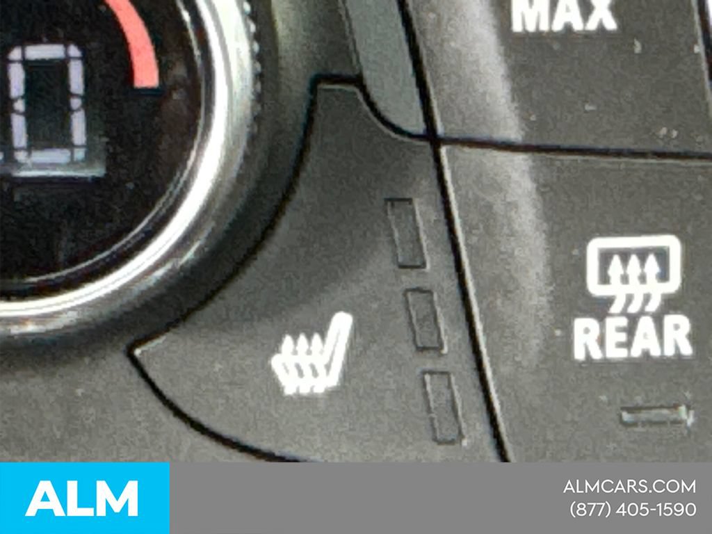 Used 2024 Chevrolet Malibu LT FWD image 33