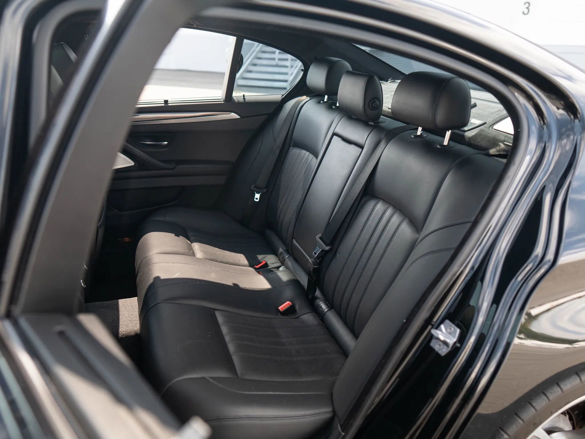 Used 2013 BMW M5 w/ Executive Pkg image 25