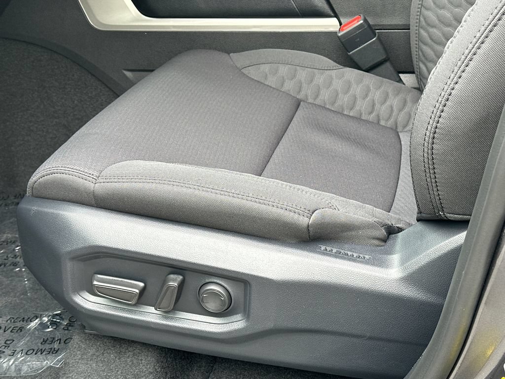 New 2026 Toyota Tundra SR5 AWD/4WD image 15