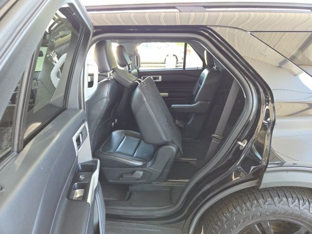 Used 2022 Ford Explorer XLT AWD/4WD image 44