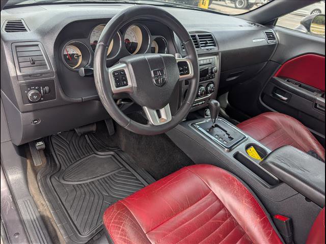 Used 2014 Dodge Challenger R/T Plus image 8