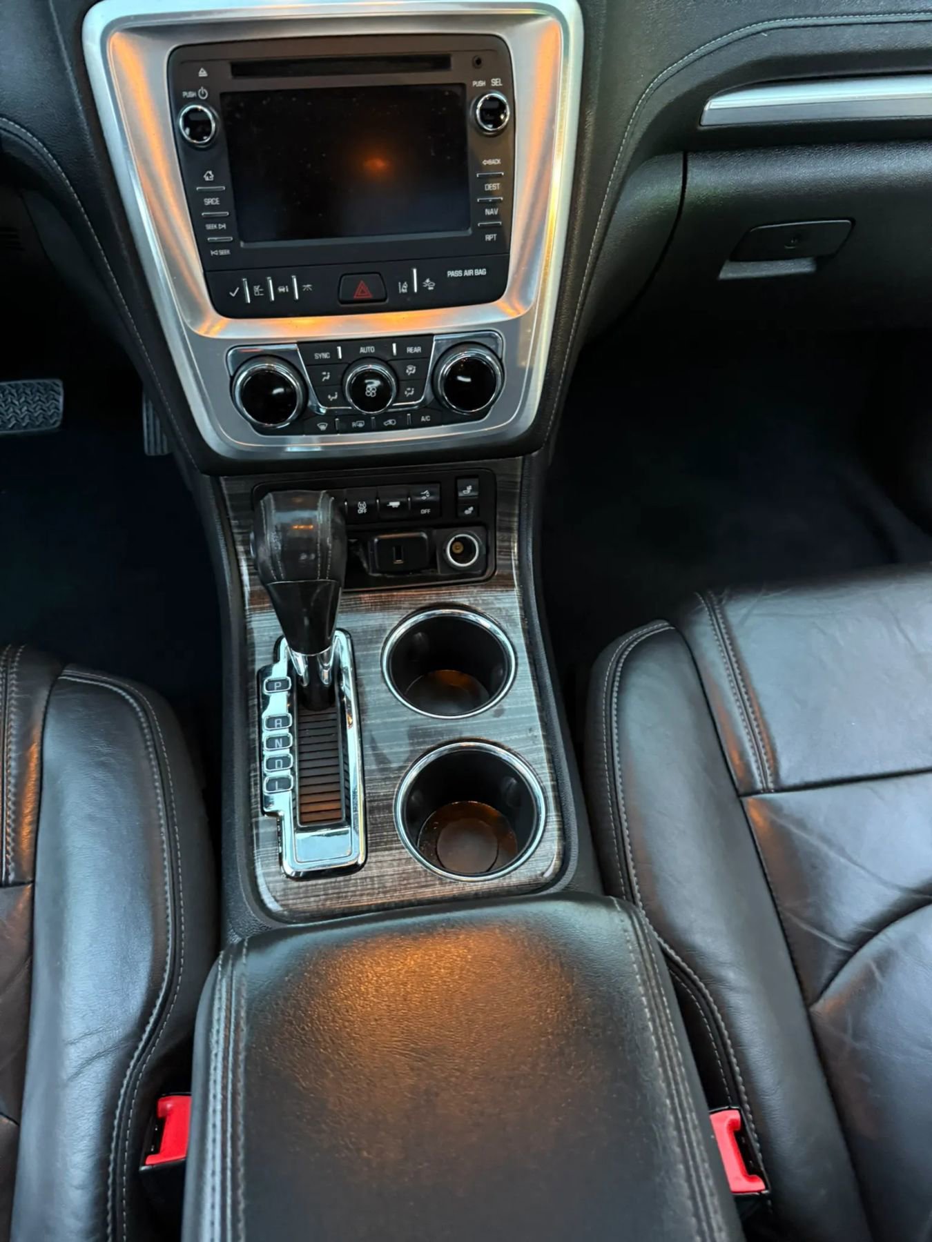 Used 2016 GMC Acadia SLT w/ Open Road Package FWD image 25