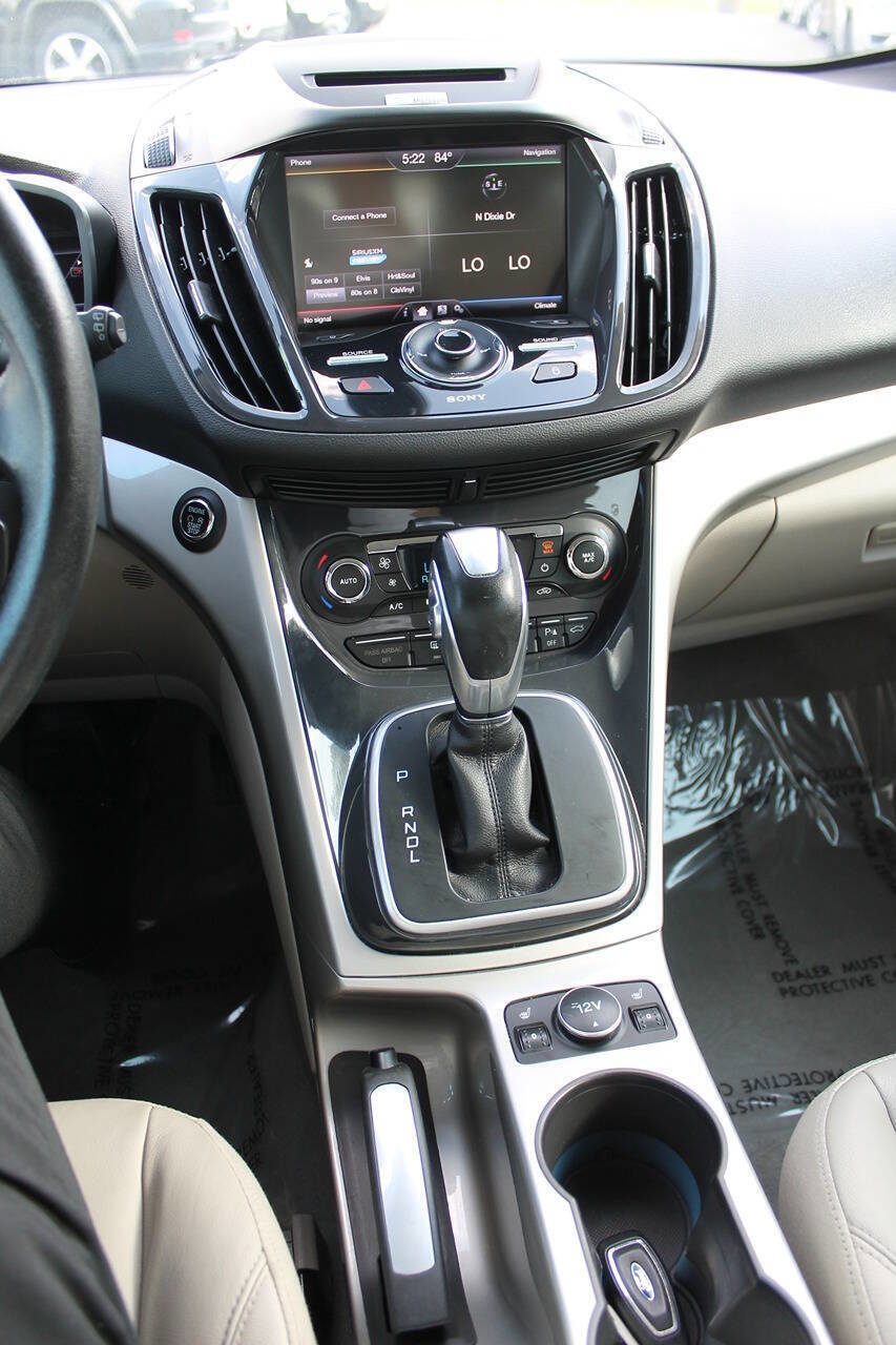 Used 2013 Ford C-MAX SEL FWD image 30