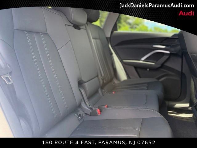 Used 2025 Audi Q5 Premium w/ Convenience Package AWD/4WD image 14
