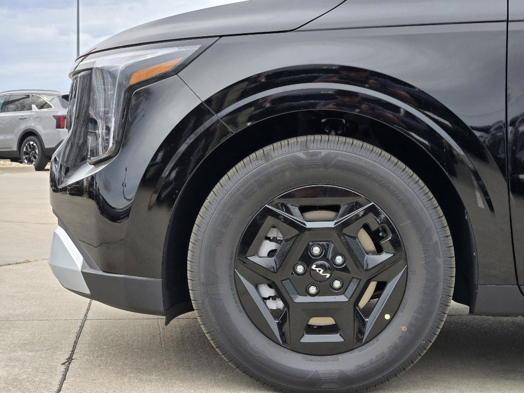 New 2026 Kia Carnival LXS image 5