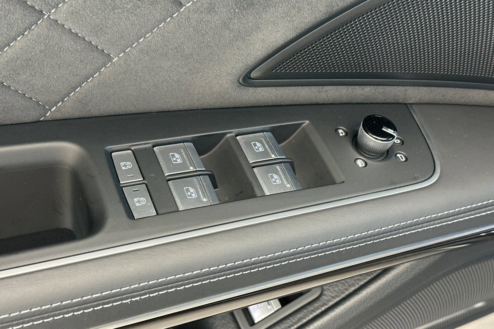 Used 2023 Audi S8 w/ S8 Comfort Plus Package image 12