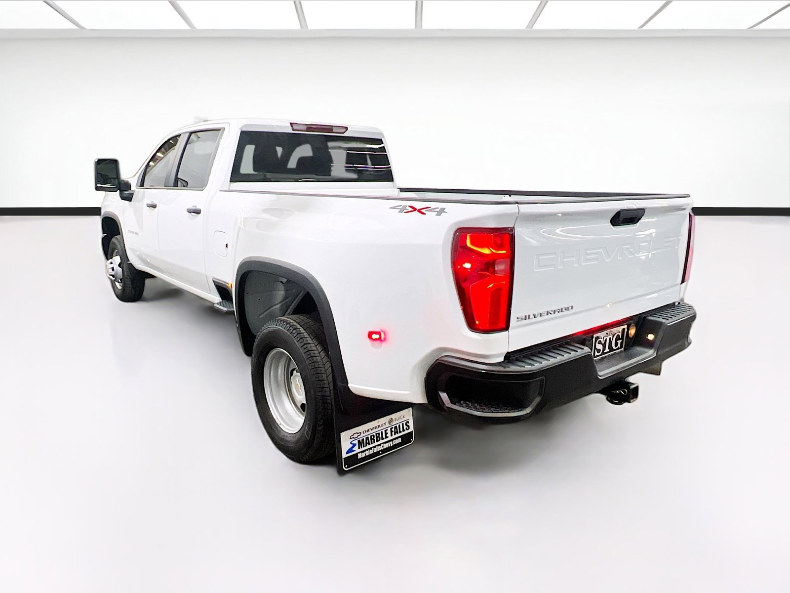 Used 2025 Chevrolet Silverado 3500 W/T image 6