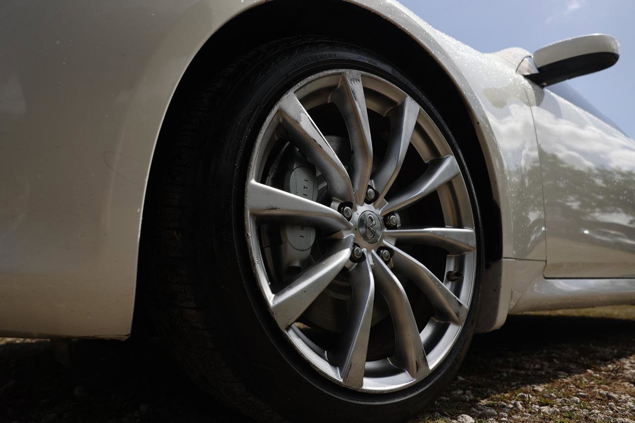 Used 2009 INFINITI G37 Journey w/ Premium Pkg image 25