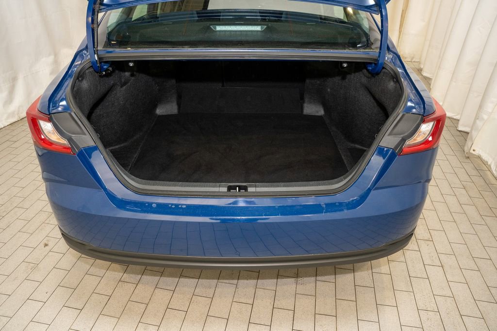 Certified 2025 Toyota Camry LE image 5