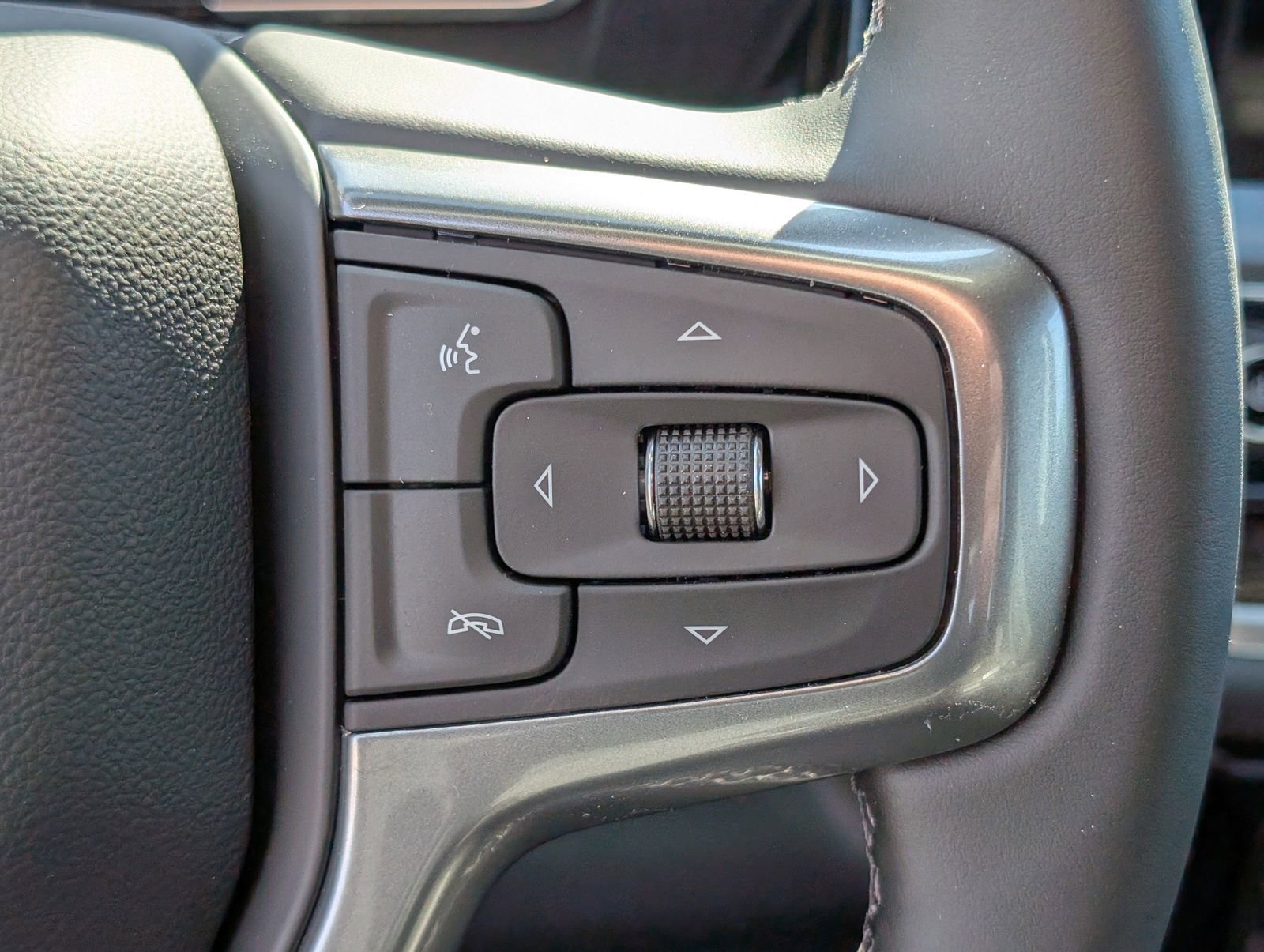 New 2026 Chevrolet Silverado 1500 LT w/ Z71 Off-Road Package image 18