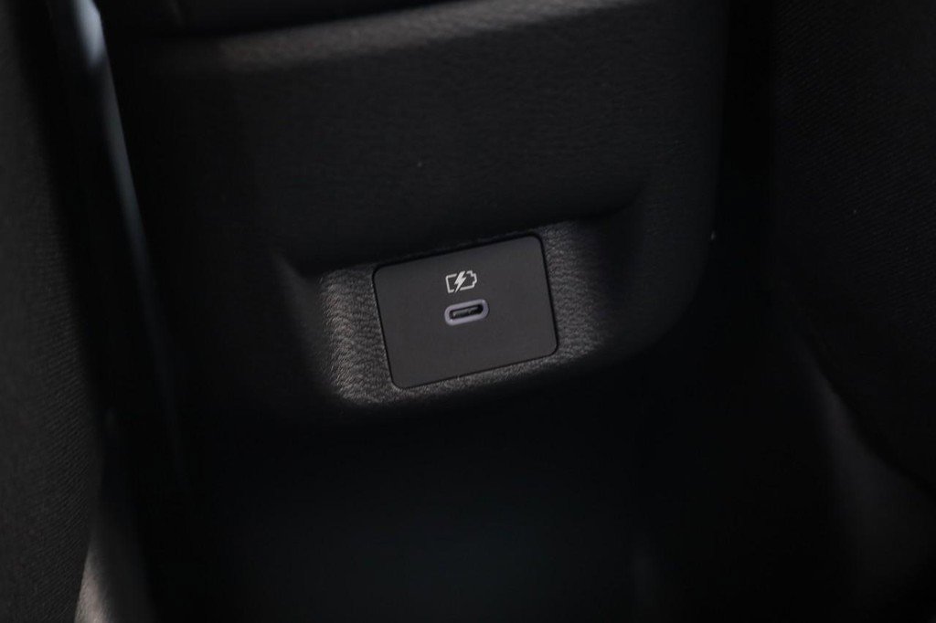 New 2025 Nissan Versa SV w/ Trunk Package image 20