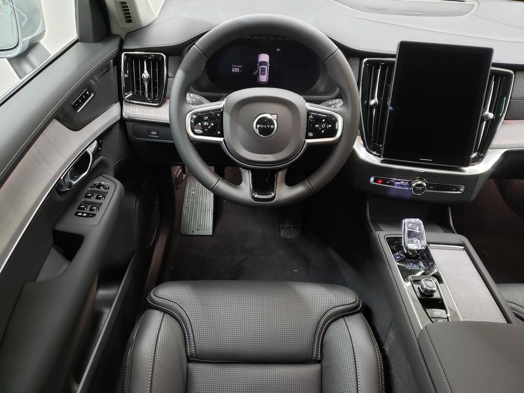 New 2026 Volvo XC90 B6 Ultra w/ Protection Package AWD/4WD image 10