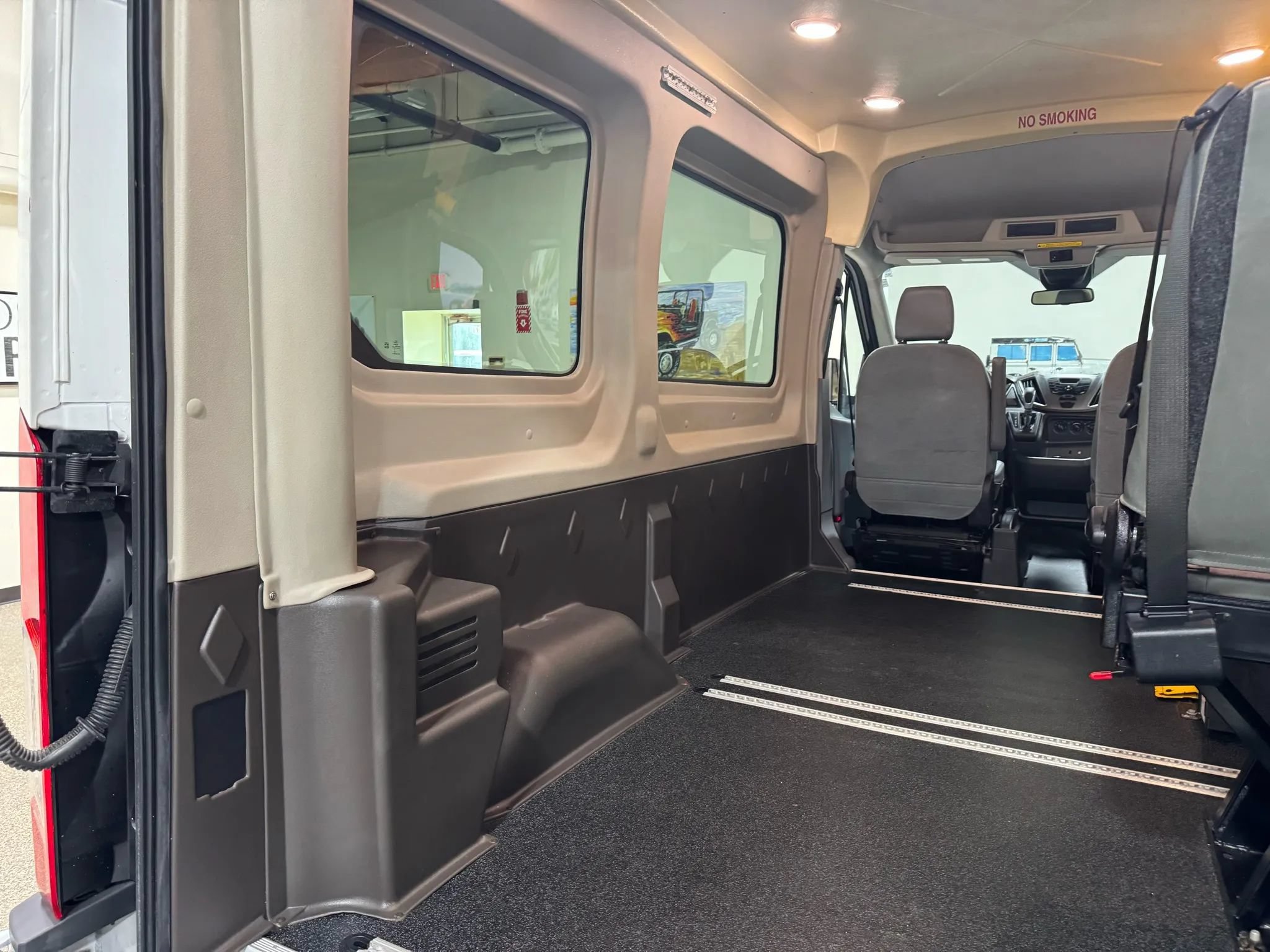 Used 2016 Ford Transit 150 130 Medium Roof RWD image 38