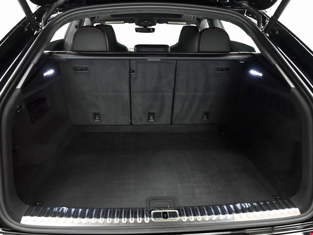 Used 2023 Audi RS Q8 4.0T image 22