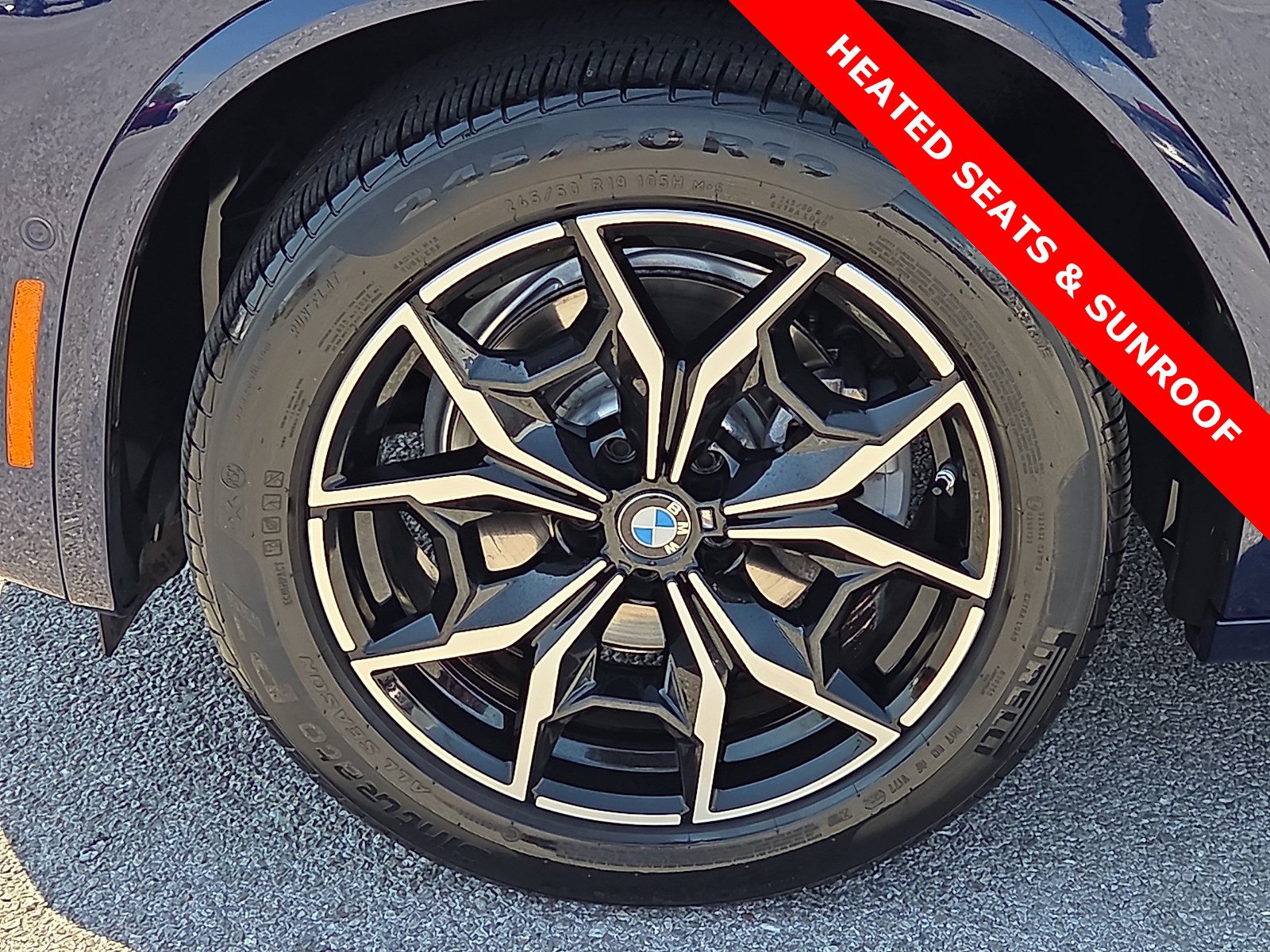 Used 2025 BMW X4 xDrive30i w/ Premium Package AWD/4WD image 7