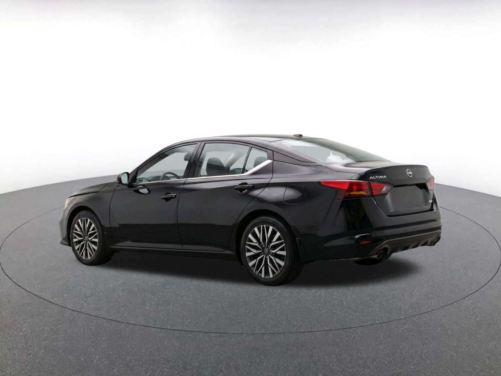 Used 2026 Nissan Altima 2.5 SV FWD image 6