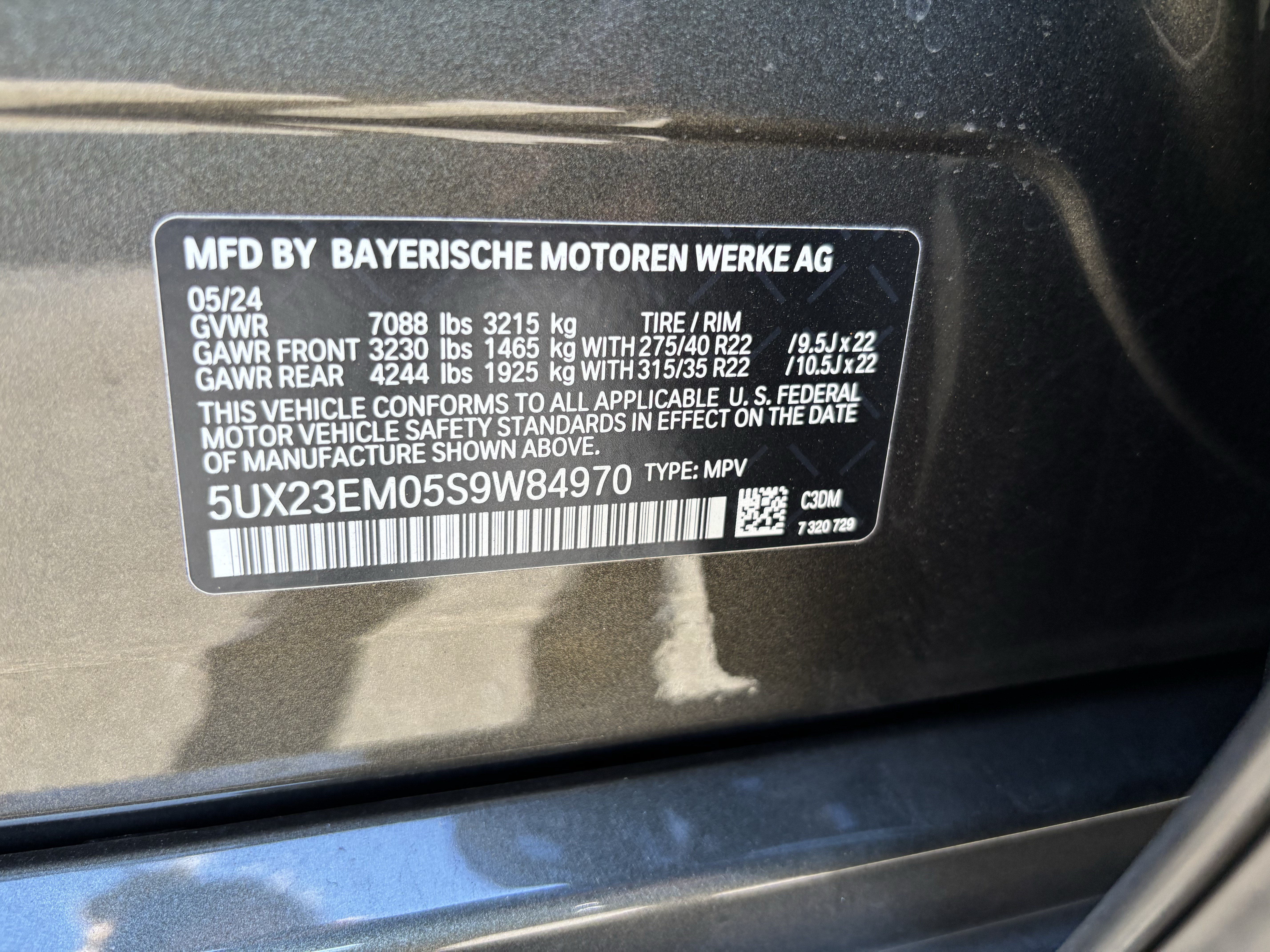 Certified 2025 BMW X7 xDrive40i w/ M Sport Package AWD/4WD image 37