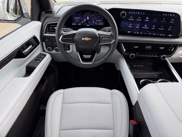 Used 2025 Chevrolet Tahoe Premier w/ Sun And Tow Package AWD/4WD image 12