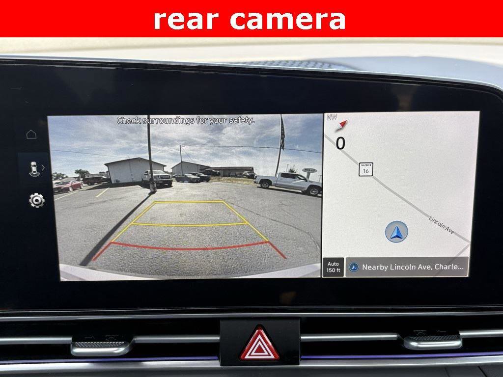 Used 2024 Hyundai Elantra SEL image 5