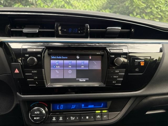 Used 2015 Toyota Corolla S FWD image 27