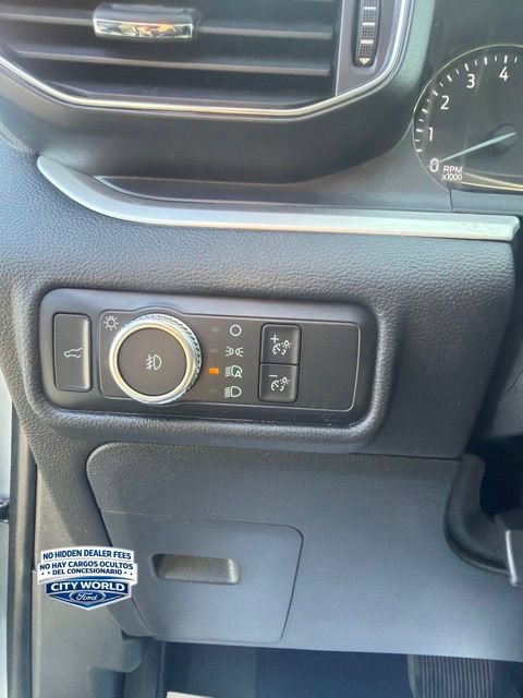 Used 2021 Ford Explorer XLT w/ Equipment Group 202A AWD/4WD image 8