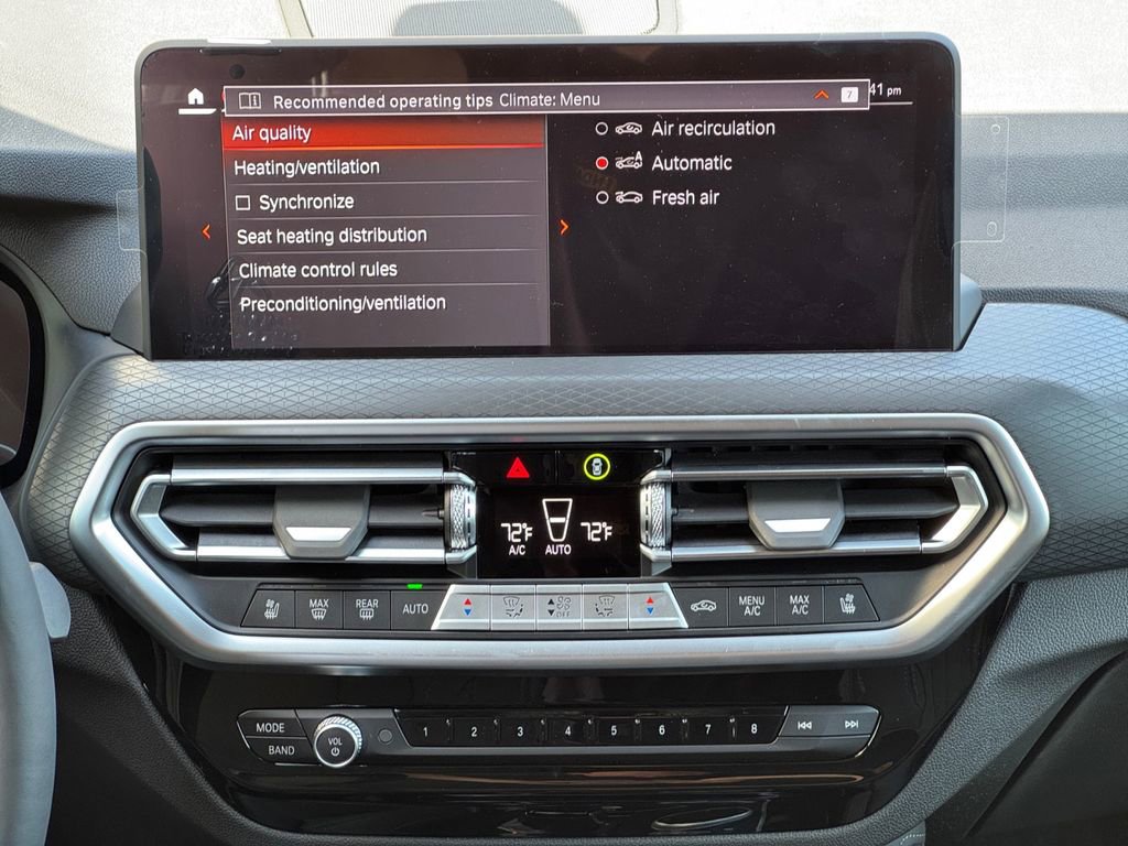 Used 2025 BMW X4 xDrive30i w/ Premium Package AWD/4WD image 16