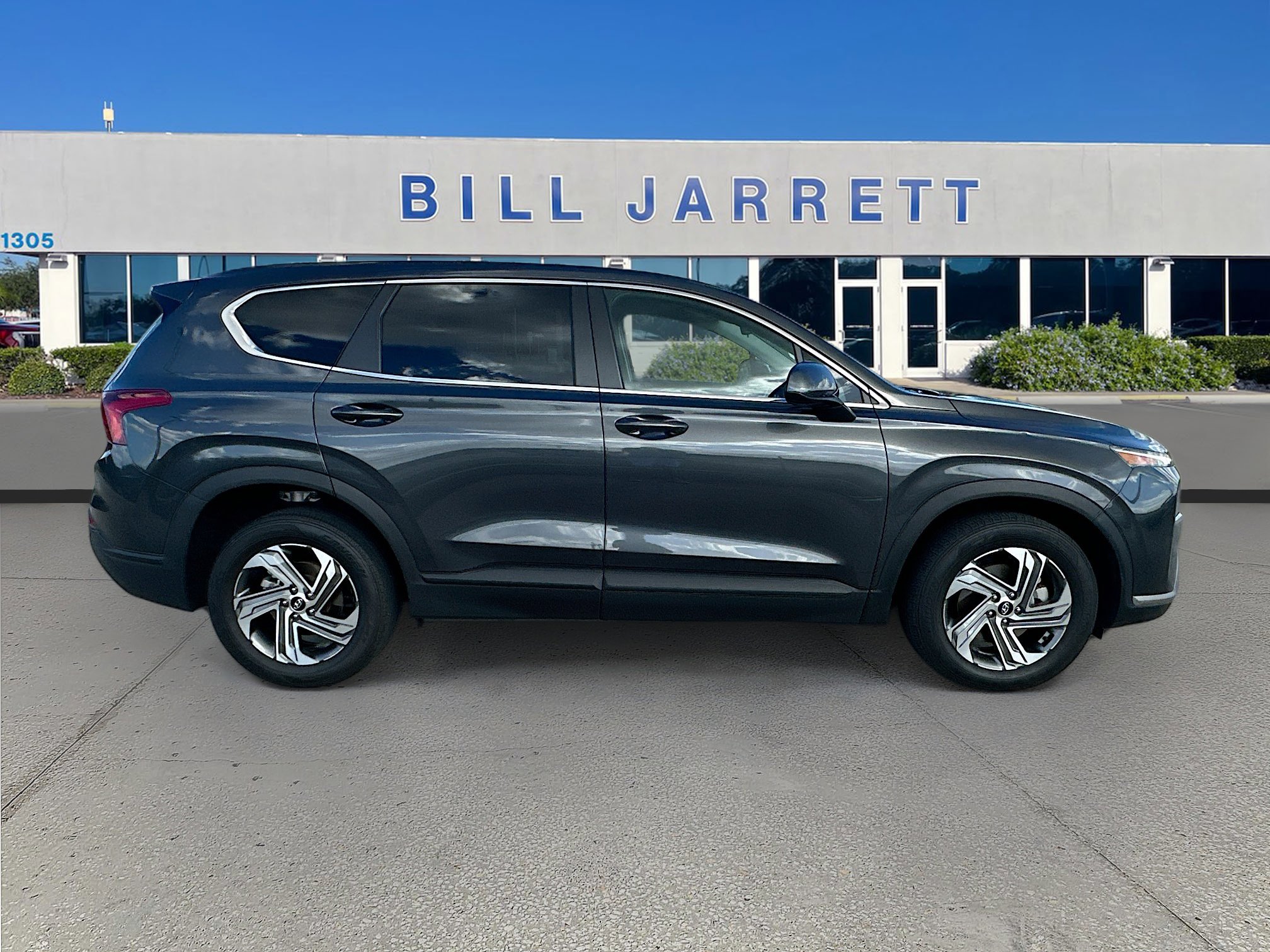 Used 2023 Hyundai Santa Fe SE image 8