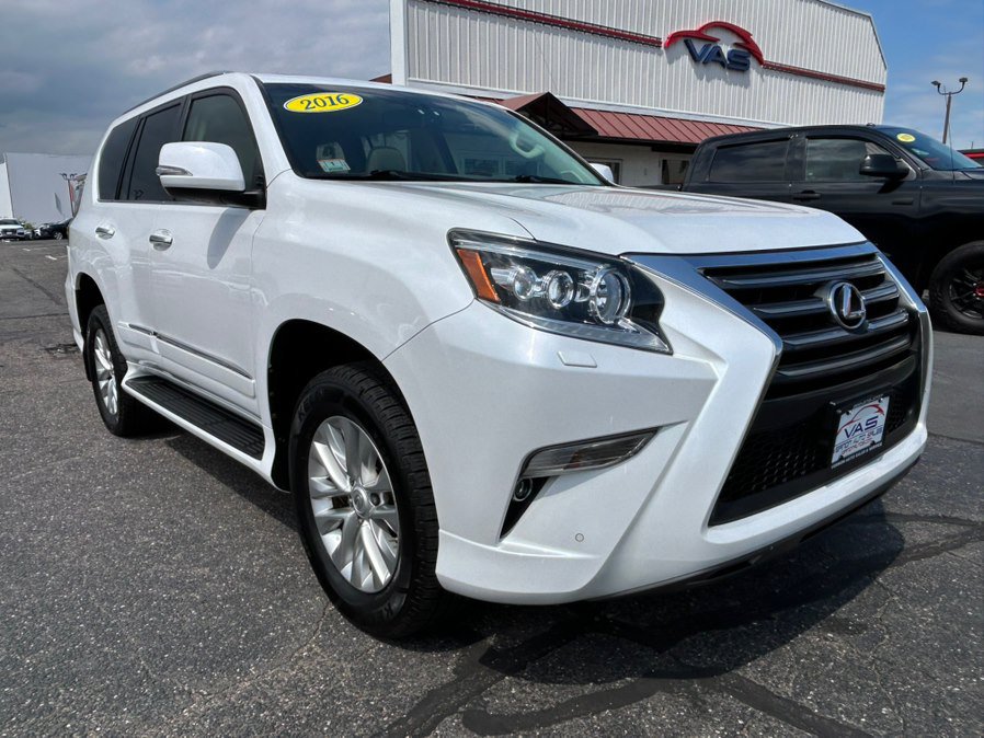 Used 2016 Lexus GX 460 w/ Premium Package AWD/4WD image 3