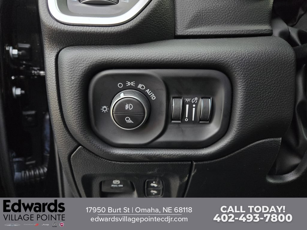 New 2026 RAM 1500 Big Horn AWD/4WD image 11