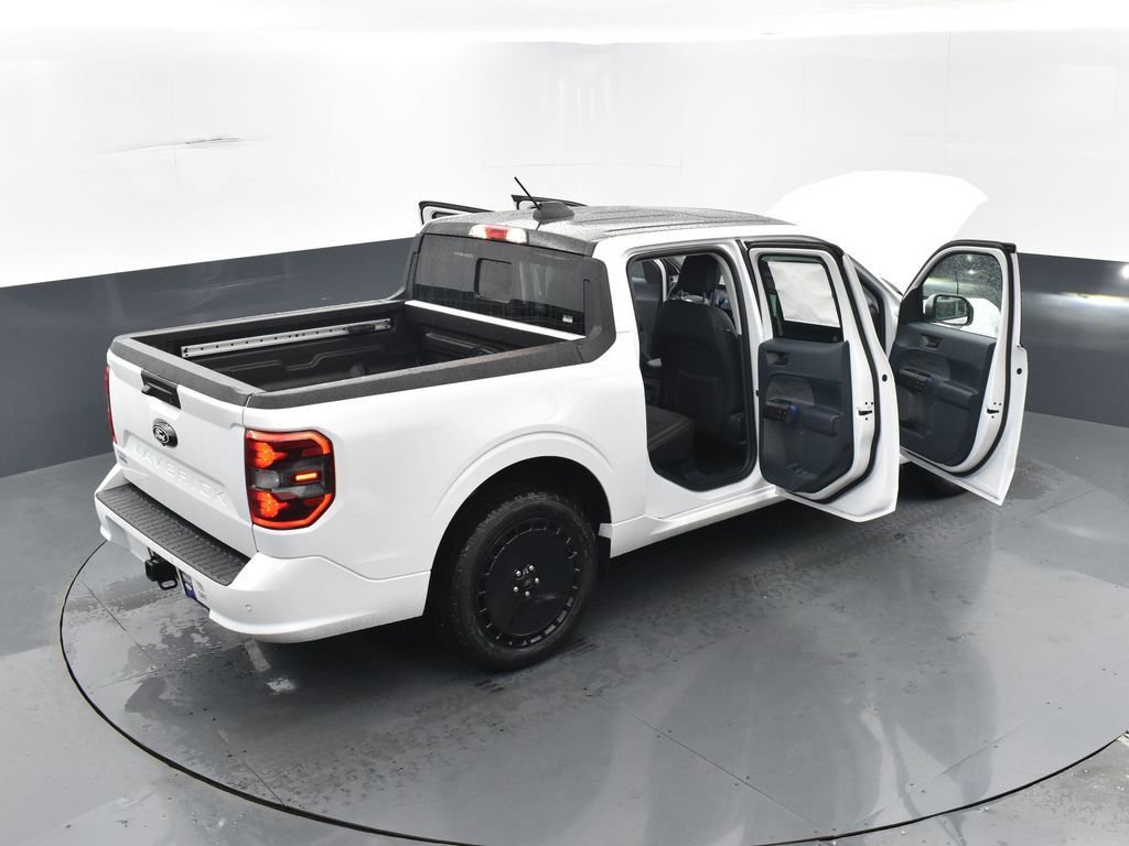 New 2025 Ford Maverick Lobo image 42