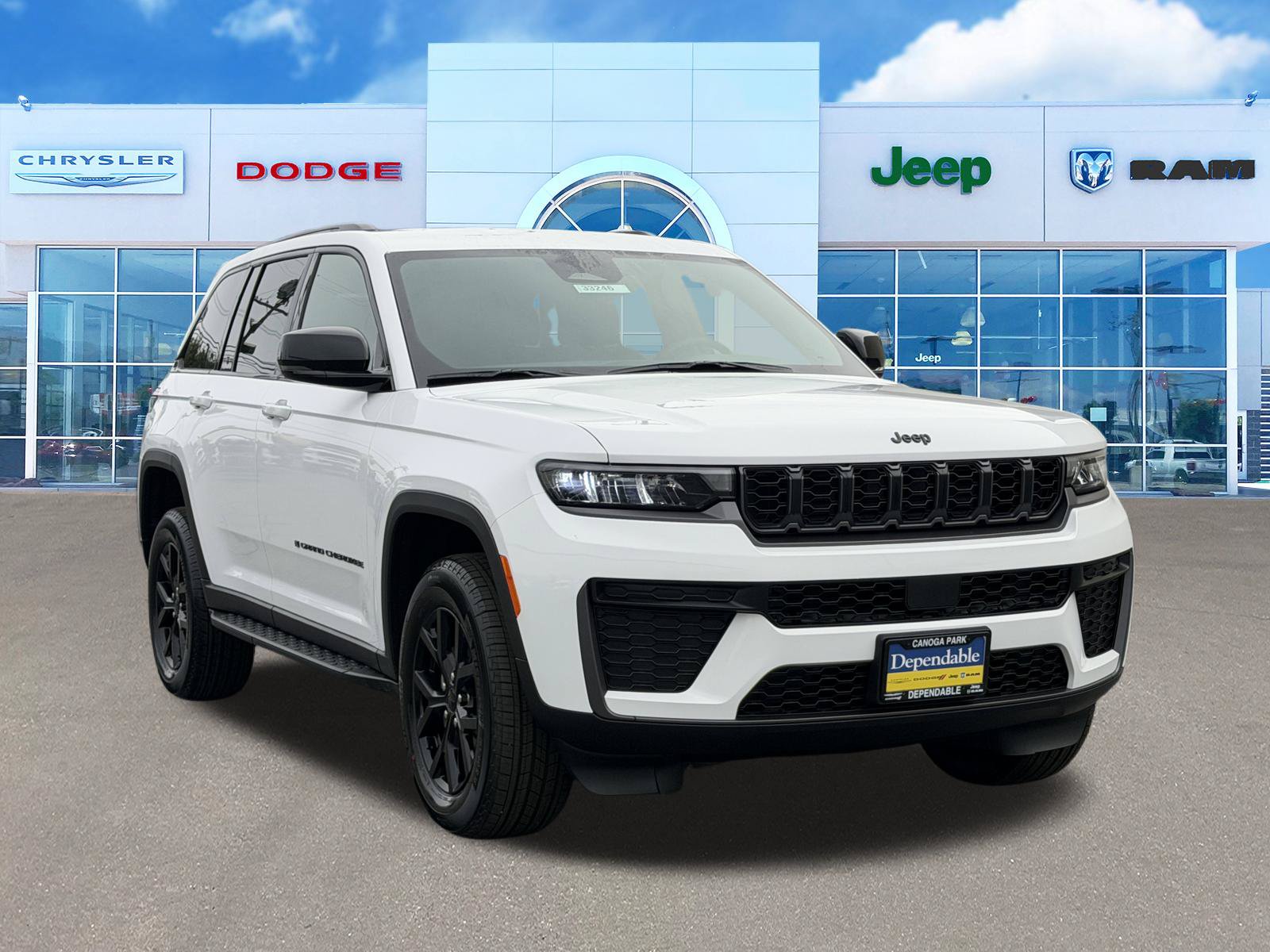 New 2026 Jeep Grand Cherokee Altitude RWD image 2