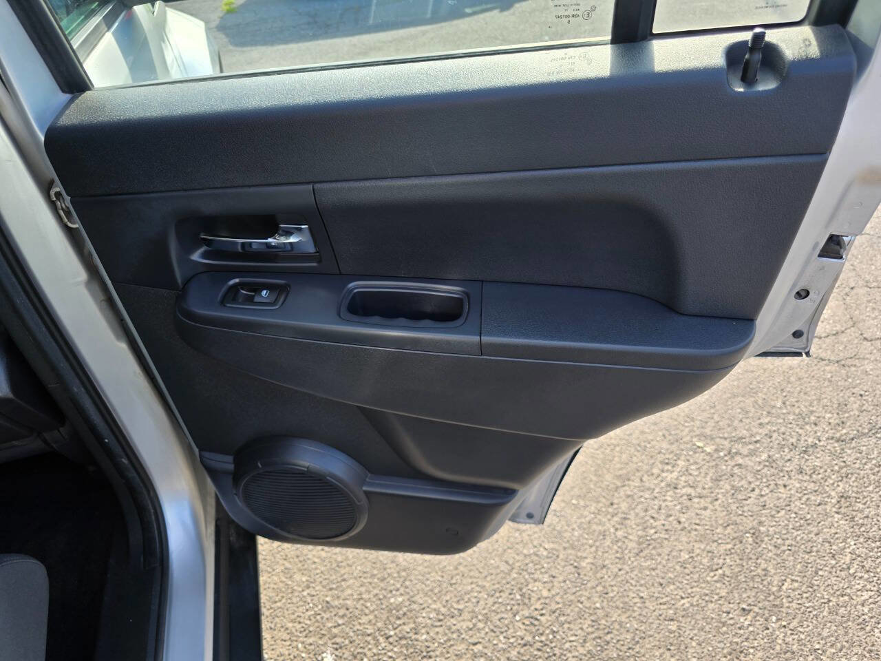 Used 2012 Jeep Liberty Sport image 25