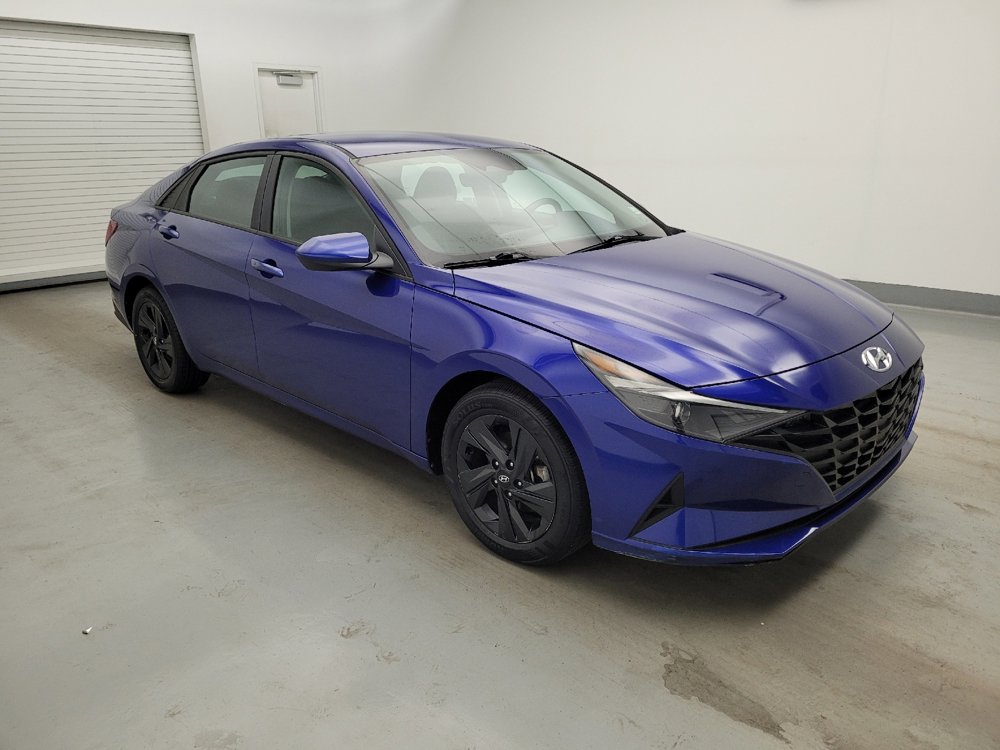 Used 2022 Hyundai Elantra SEL FWD image 11